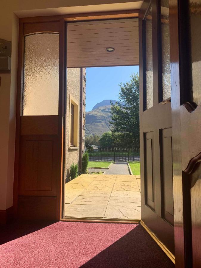 Victoria House Bed And Breakfast フォート・ウィリアム エクステリア 写真